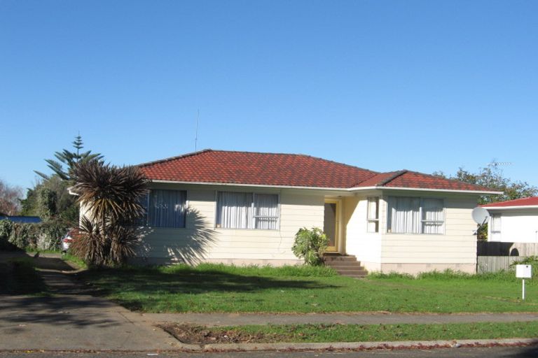Photo of property in 19 Sunlands Drive, Manurewa, Auckland, 2102
