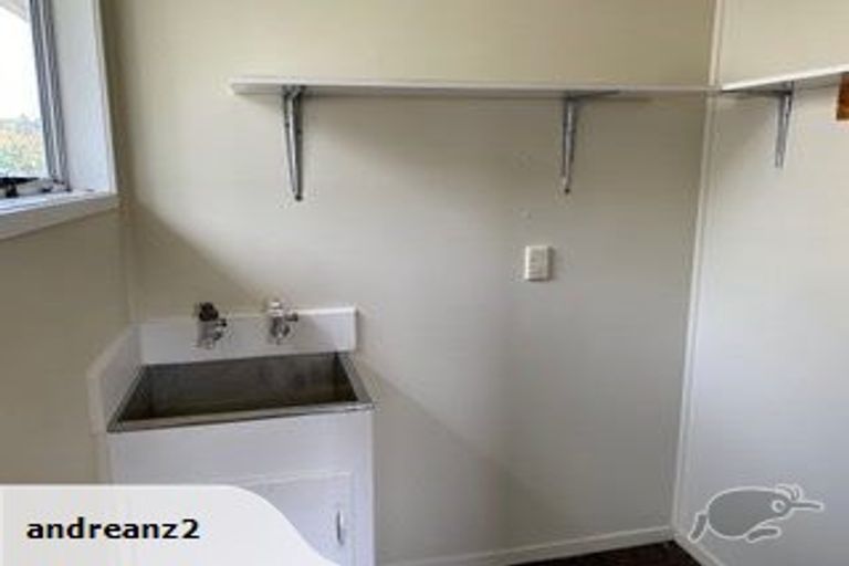 Photo of property in 2/53 Tabitha Crescent, Henderson, Auckland, 0612