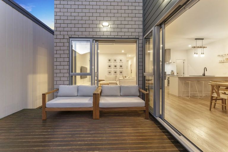 Photo of property in 9 Heri Lane, Westgate, Auckland, 0814