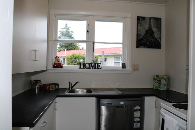 Photo of property in 44 Oxford Street, Lansdowne, Masterton, 5810