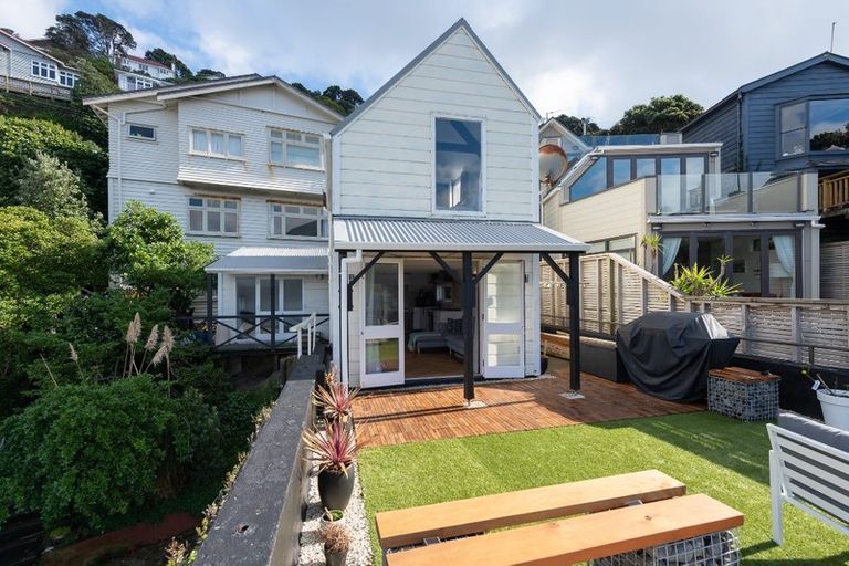 Photo of property in 1/77 Maida Vale Road, Roseneath, Wellington, 6011