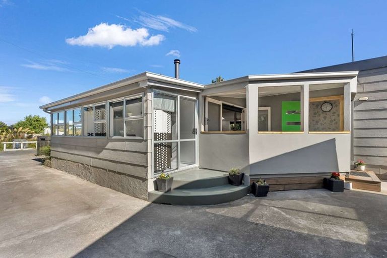 Photo of property in 47 Kings Avenue, Waikuku Beach, 7402