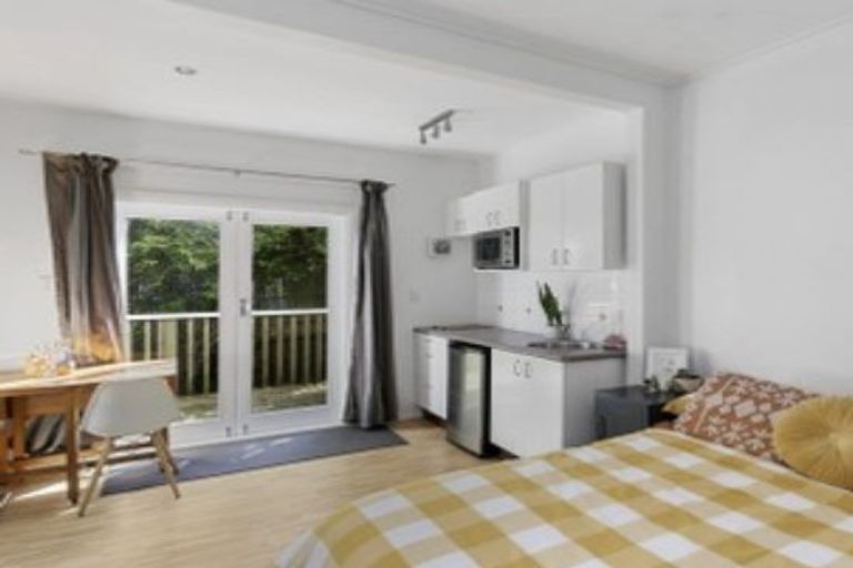 Photo of property in 26 Disley Street, Highbury, Wellington, 6012