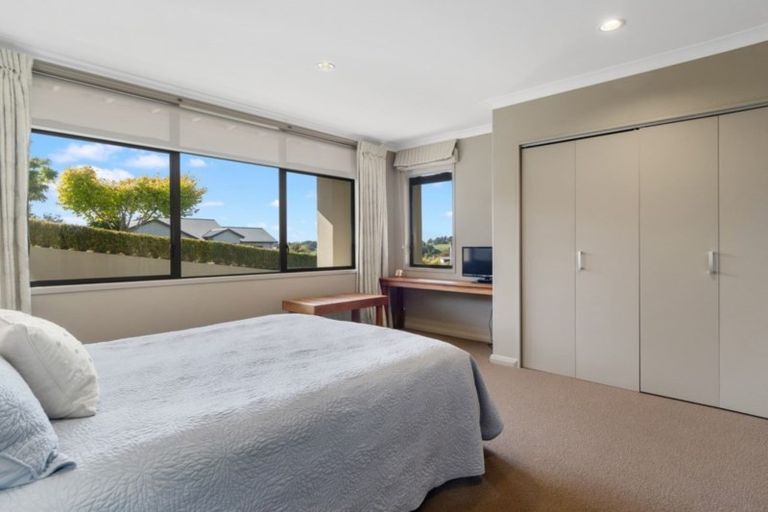 Photo of property in 2 Parnwell Place, Ohauiti, Tauranga, 3112