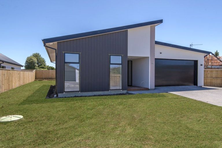 Photo of property in 5 Pipipi Lane, Halswell, Christchurch, 8025