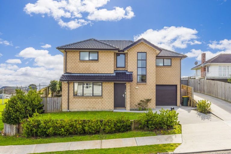 Photo of property in 33 Carole Crescent, Pakuranga, Auckland, 2010