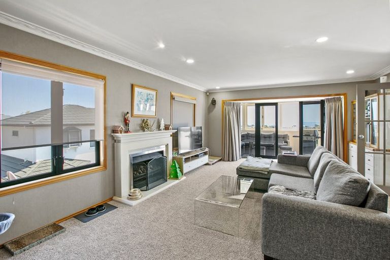 Photo of property in 85c Eliot Street, New Plymouth, 4310