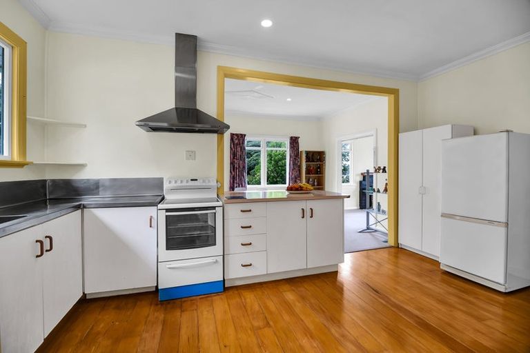 Photo of property in 215 Ngamotu Road, Spotswood, New Plymouth, 4310