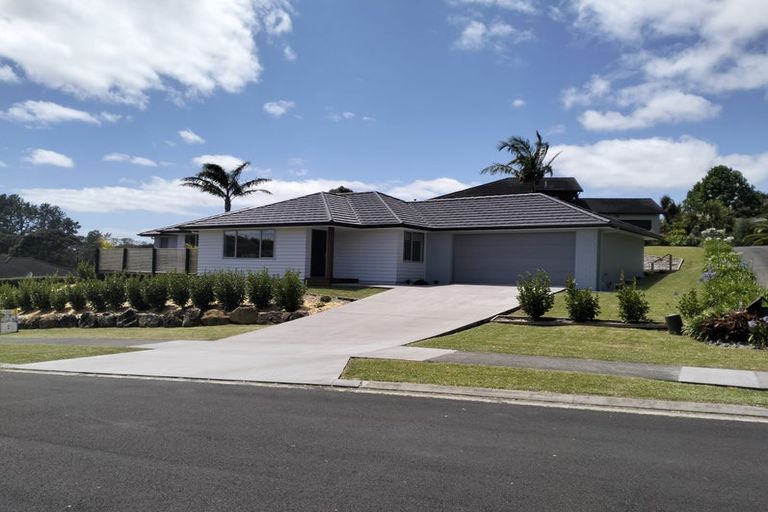 Photo of property in 20 Spinnaker Point, Haruru, 0204