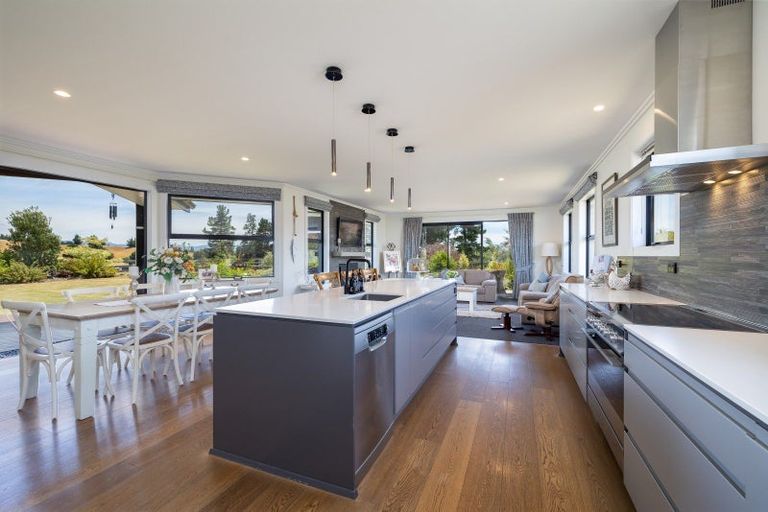 Photo of property in 6 Westmere Drive, Tasman, Upper Moutere, 7173