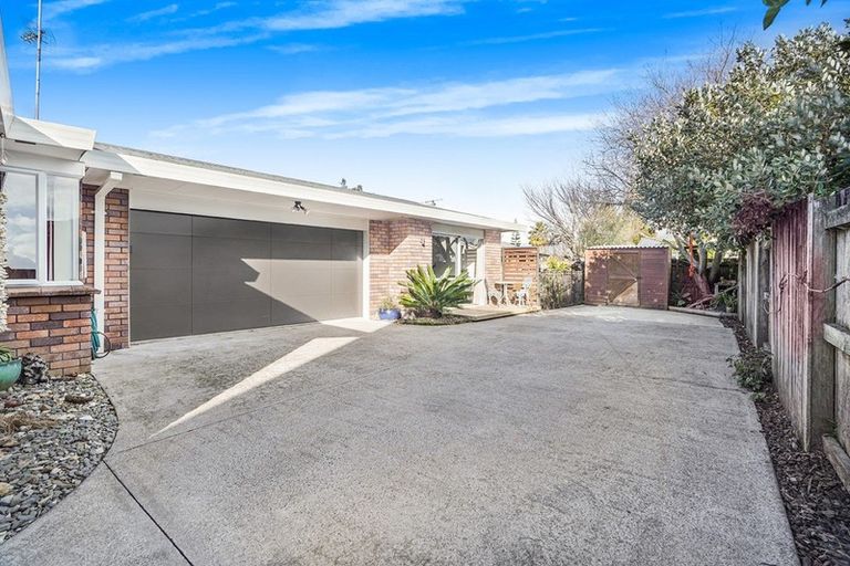 Photo of property in 28 Moreland Avenue, Pukete, Hamilton, 3200