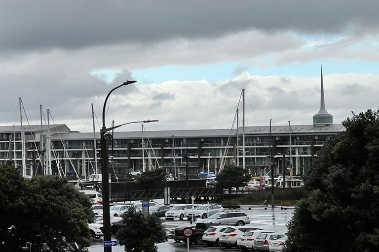 Photo of property in Monument Apartments, 2j/245 Wakefield Street, Te Aro, Wellington, 6011