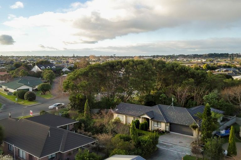 Photo of property in 116 Langdale Avenue, Paraparaumu, 5032