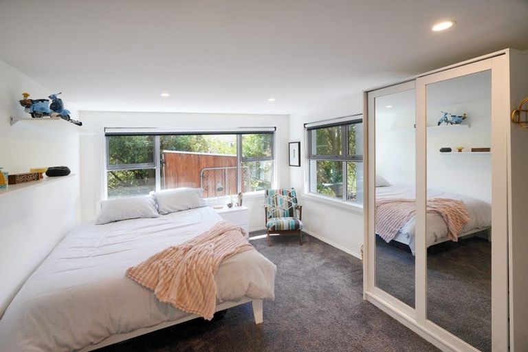 Photo of property in 17 Joyce Crescent, Ilam, Christchurch, 8041