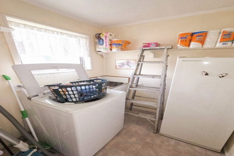 Photo of property in 37 Baxter Street, Grasmere, Invercargill, 9810