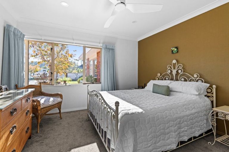 Photo of property in 59 Whiting Crescent, Greenmeadows, Napier, 4112