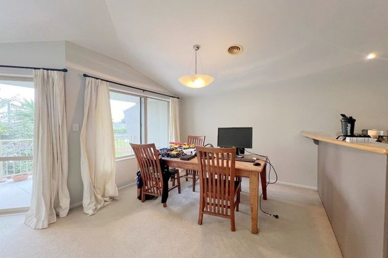 Photo of property in 4/20 Ruakiwi Road, Hamilton Lake, Hamilton, 3204