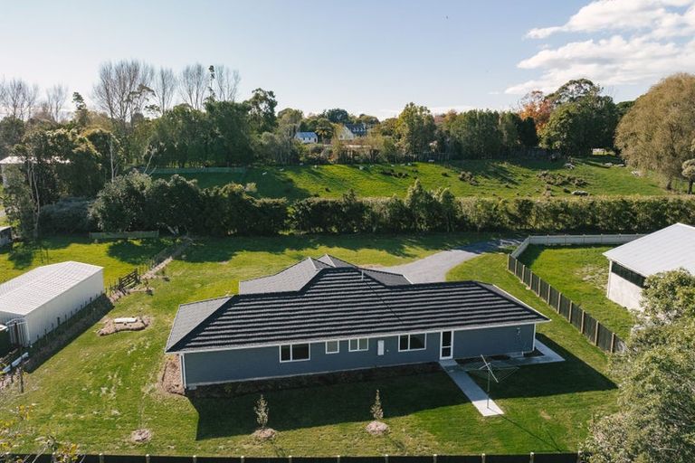 Photo of property in 9 Railway Terrace, Ohau, 5570