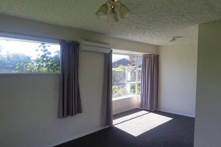 Photo of property in 14 Pethig Place, Halswell, Christchurch, 8025