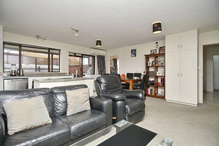 Photo of property in 636 Main North Road, Belfast, Christchurch, 8051