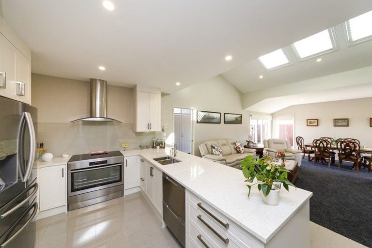 Photo of property in 3 Newmarket Lane, Awapuni, Palmerston North, 4412