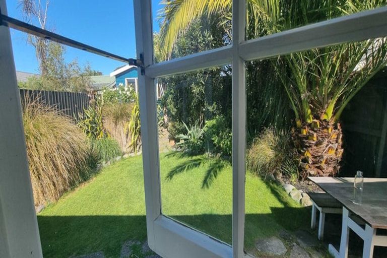 Photo of property in 977 Colombo Street, St Albans, Christchurch, 8014