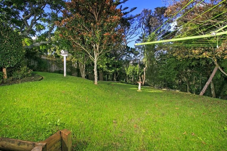 Photo of property in 17 Cunliffe Place, Glenfield, Auckland, 0629