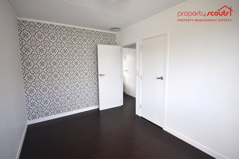 Photo of property in 16 Grant Crescent, Masterton, 5810