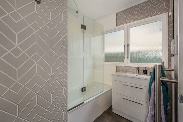 Photo of property in 26 Spinnaker Drive, Whitby, Porirua, 5024