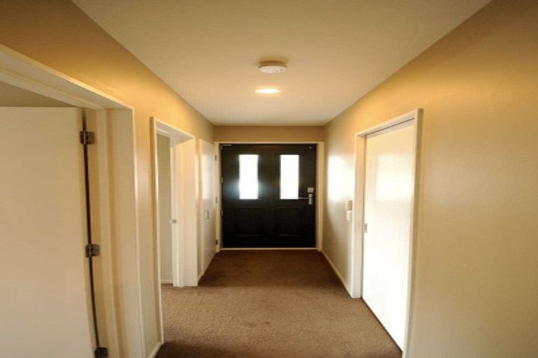 Photo of property in 4/18 Goldsmith Place, Waltham, Christchurch, 8023