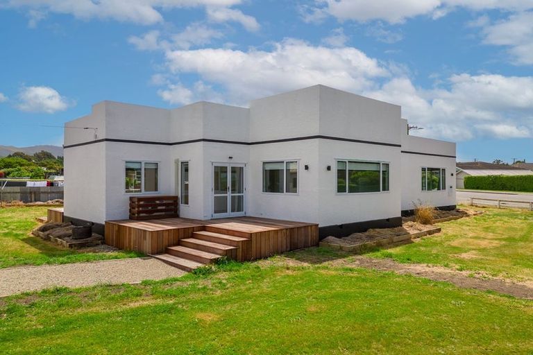 Photo of property in 22 Naylor Street, Waimate, 7924