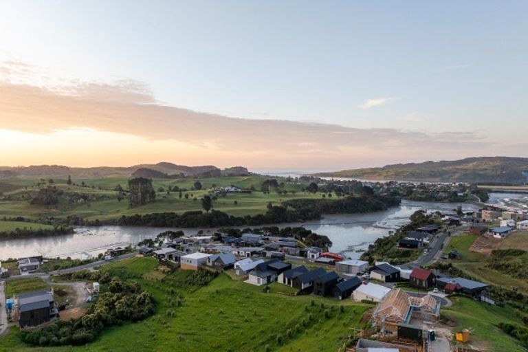 Photo of property in 97 Rangitahi Road, Raglan, 3225