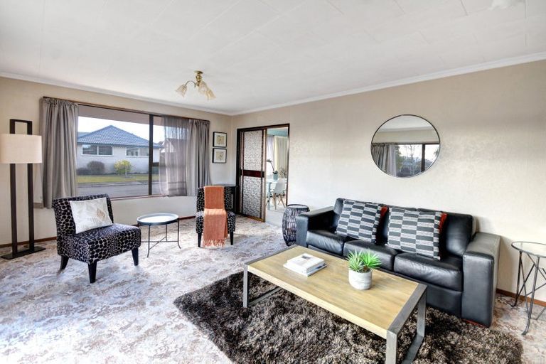 Photo of property in 13 Kent Place, Mosgiel, 9024