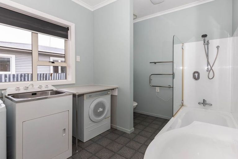 Photo of property in 1 Byron Street, Greymouth, 7805