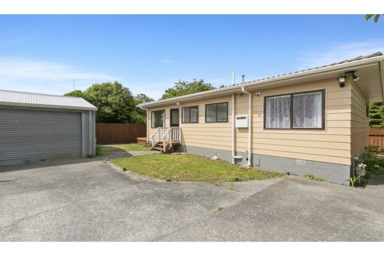 Photo of property in 98a Reynolds Street, Taita, Lower Hutt, 5011