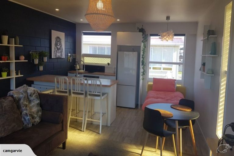 Photo of property in 9/15 Tahi Street, Miramar, Wellington, 6022