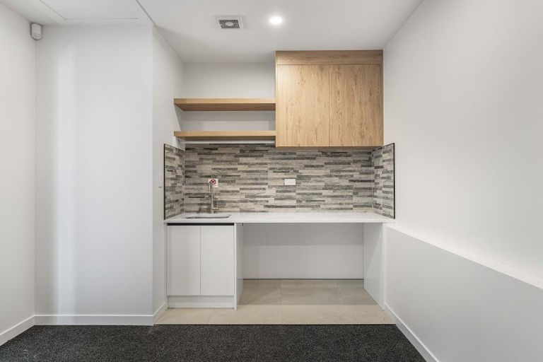 Photo of property in 4 Aituaa Road, Pukekohe, 2120