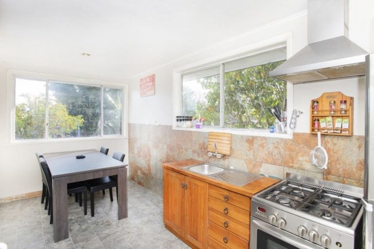 Photo of property in 42 Lyell Road, Outer Kaiti, Gisborne, 4010