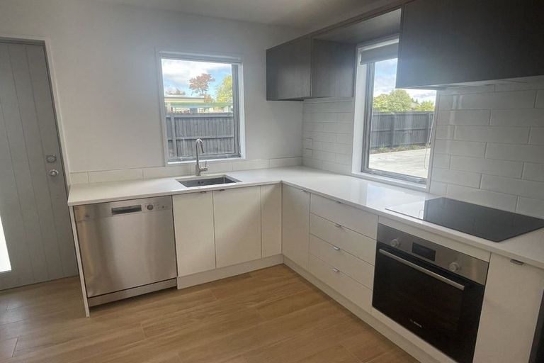 Photo of property in 4/111 Osborne Street, Waltham, Christchurch, 8011