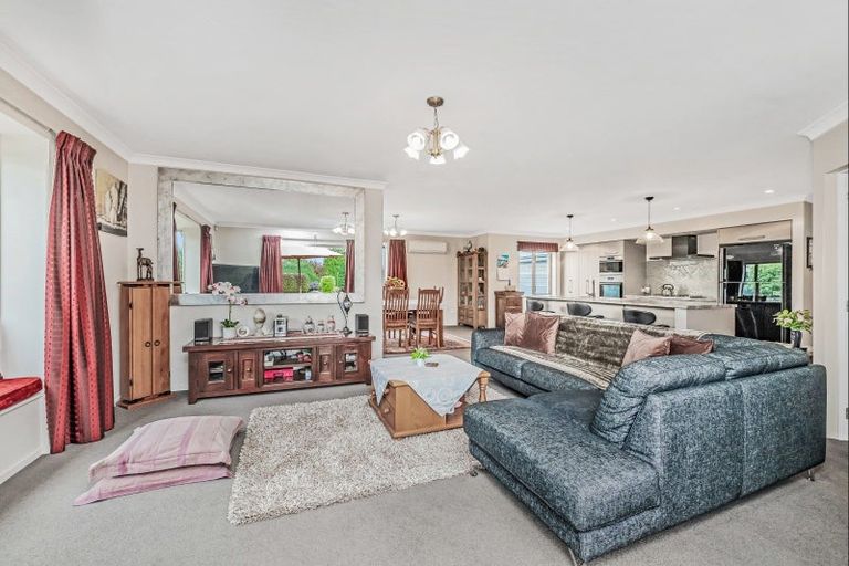 Photo of property in 72 Rotherham Drive, West Melton, 7618