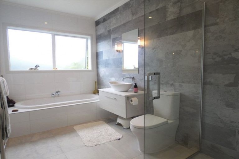 Photo of property in 8 Ponga Street, Hobsonville, Auckland, 0616