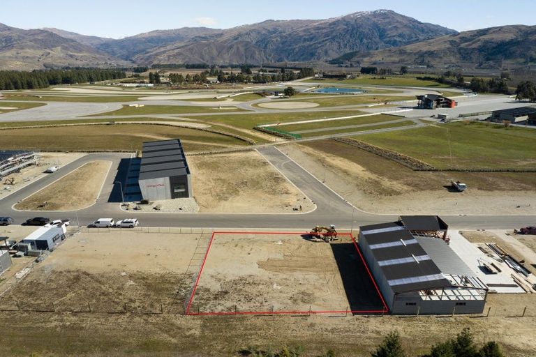 Photo of property in 15 Quinns Way, Cromwell, 9384