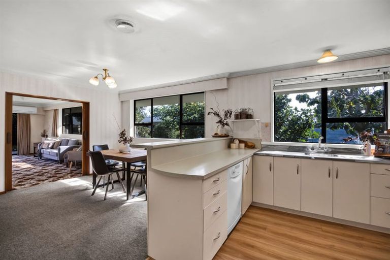 Photo of property in 240 Waihi Road, Hawera, 4610