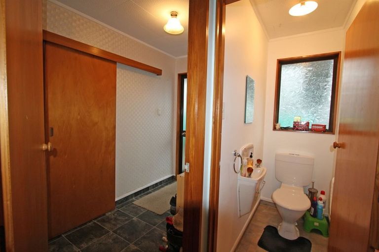 Photo of property in 16 Acacia Place, Bell Block, New Plymouth, 4312