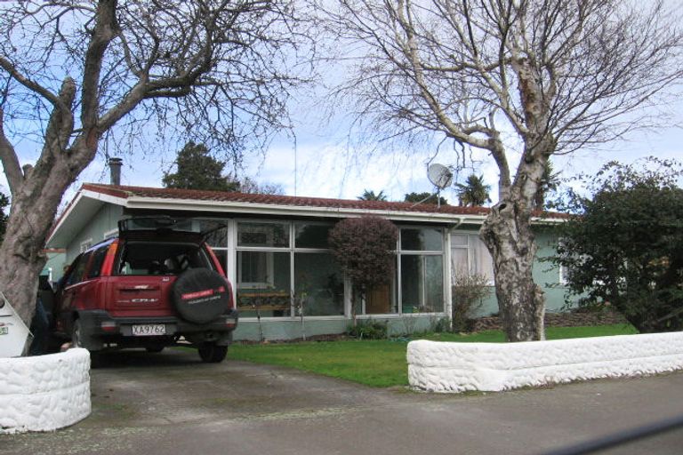 Photo of property in 554 Featherston Street, Roslyn, Palmerston North, 4414