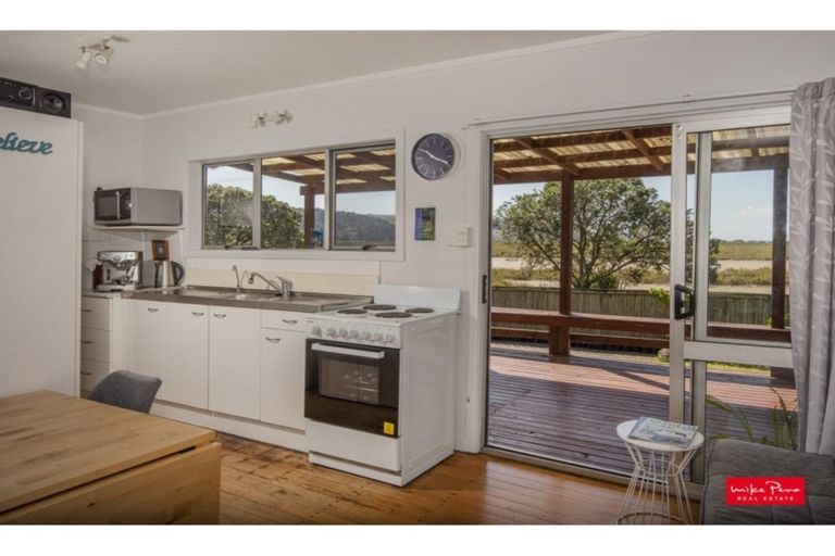 Photo of property in 31 Whangarei Heads Road, Onerahi, Whangarei, 0110