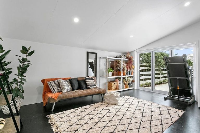 Photo of property in 42 Chaucer Street, Leamington, Cambridge, 3432