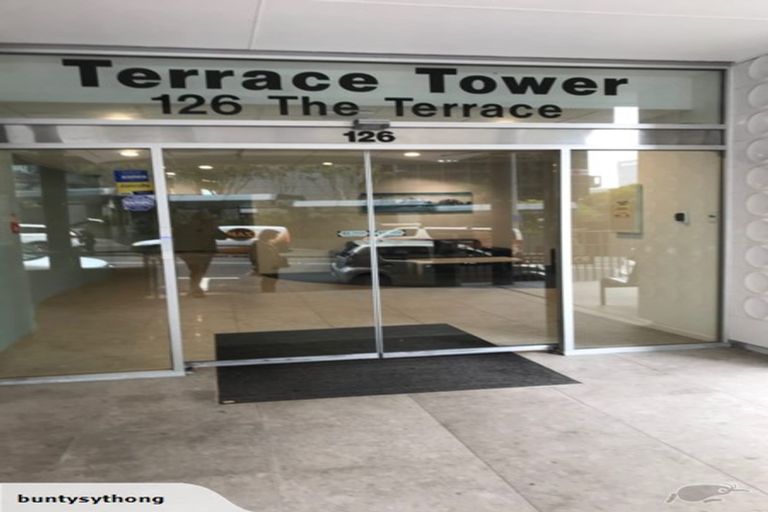 Photo of property in Terrace Tower Apartments, 1d/126 The Terrace, Wellington Central, Wellington, 6011