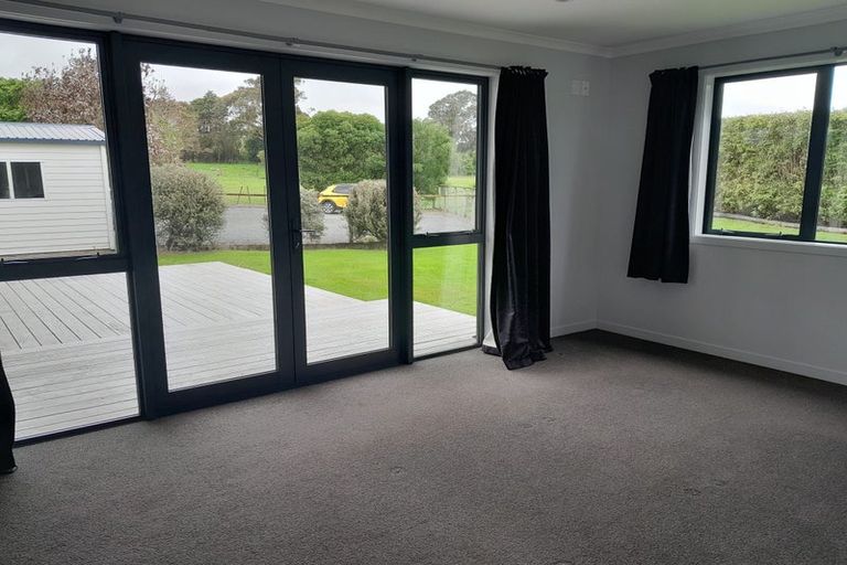 Photo of property in 213 Muhunoa Road East, Ohau, Levin, 5570