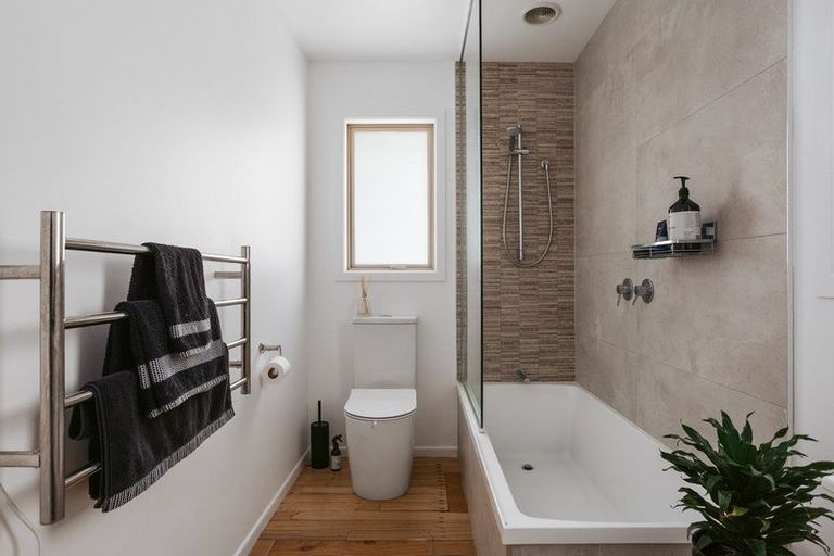 Photo of property in 306 Omokoroa Road, Omokoroa, 3114